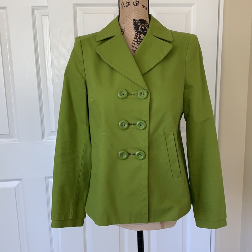 NWOT Jones NY double bottoned look stretchy jacket/blazer. Excellent condition!